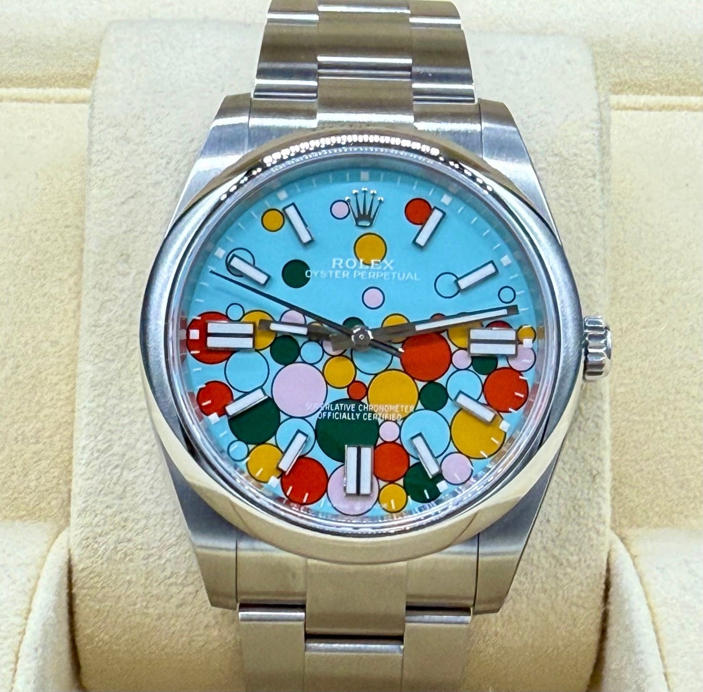 ロレックス オイスターパーペチュアル 124300 セレブレーションモチーフ文字盤|Timeseek