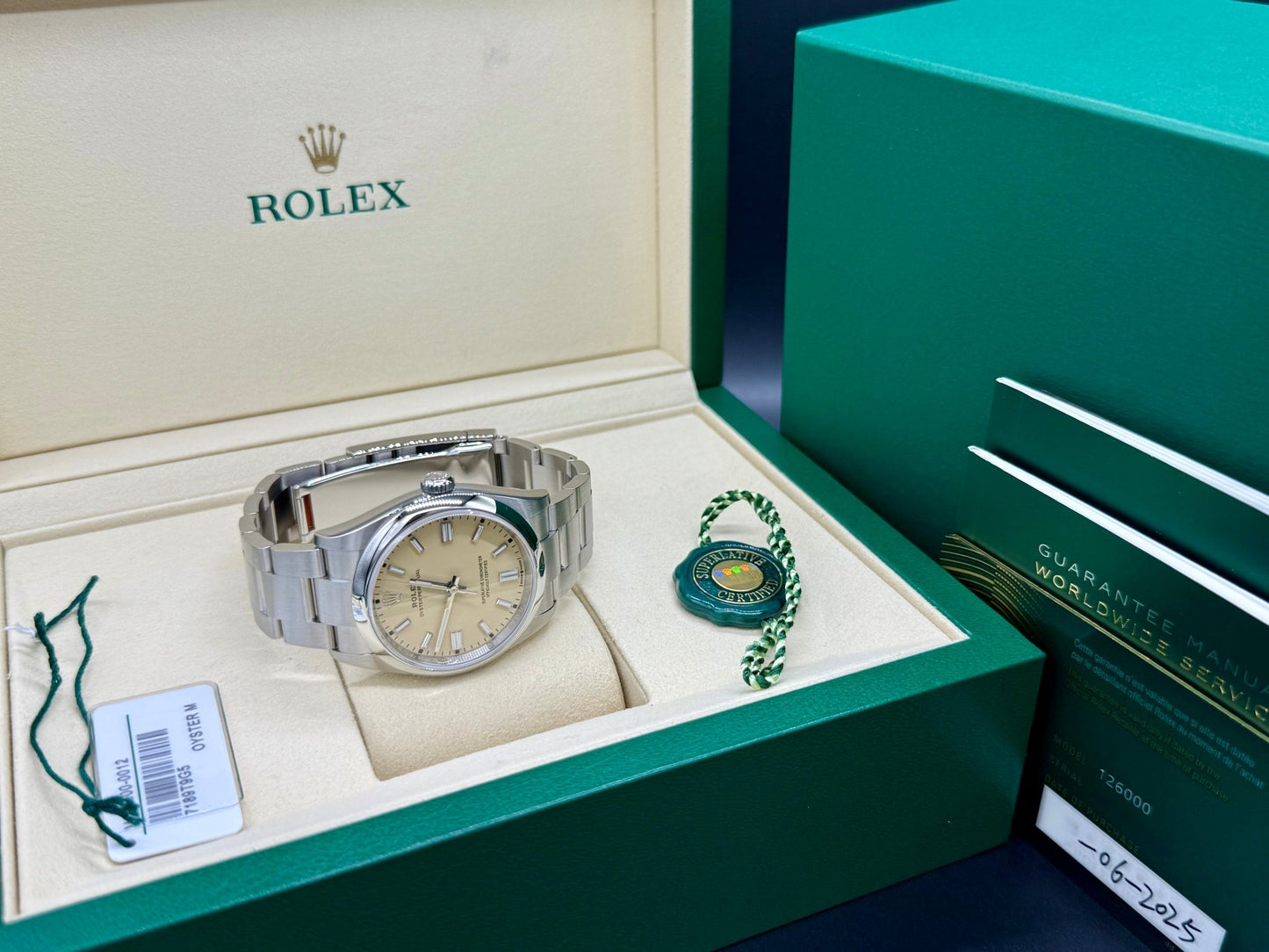 ロレックス オイスターパーペチュアル 126000 ベージュ文字盤|Timeseek