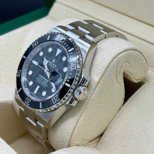 ロレックス サブマリーナデイト 126610LN 黒文字盤|Timeseek