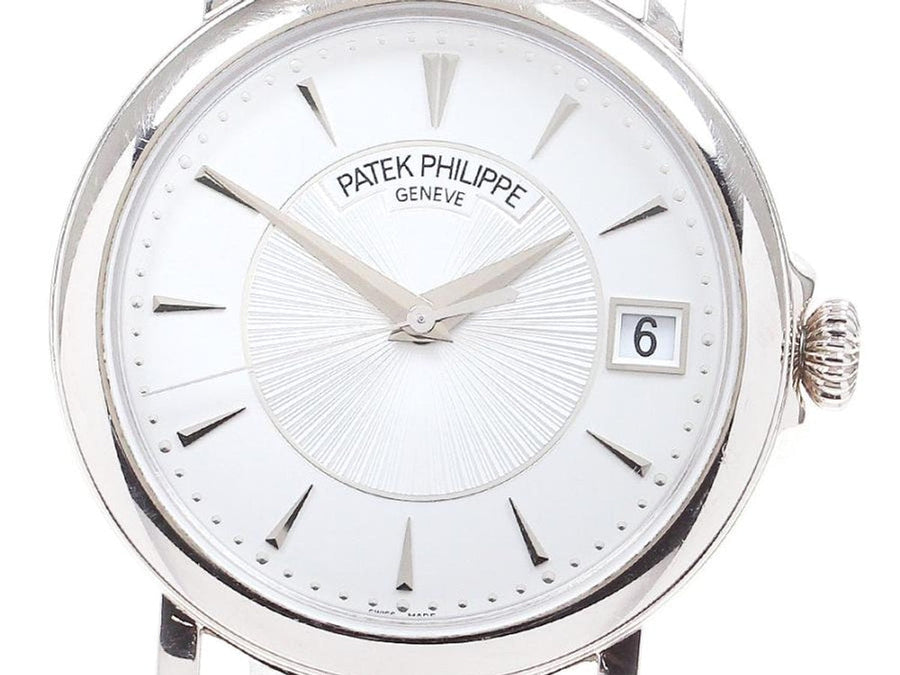 Patek Philippe Calatrava 5153G-010