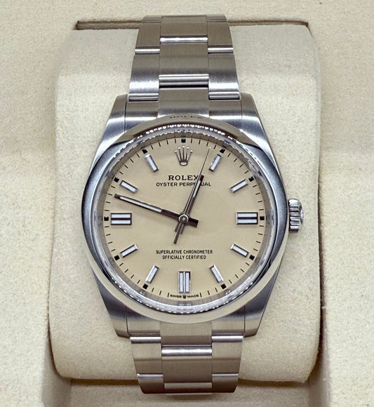 ロレックス オイスターパーペチュアル 126000 ベージュ文字盤｜Timeseek
