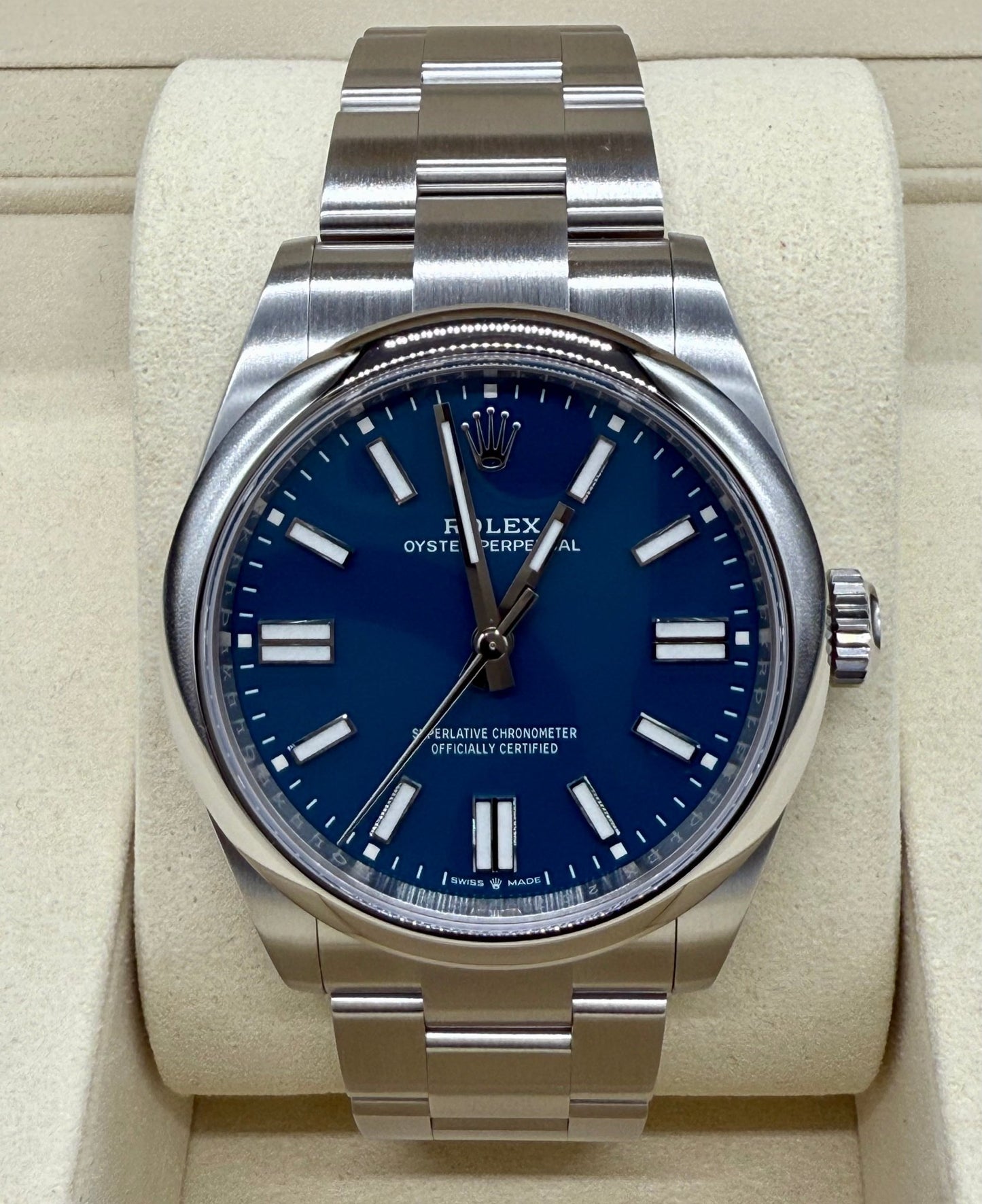 ロレックス オイスターパーペチュアル 134300 メットブルー文字盤｜Timeseek